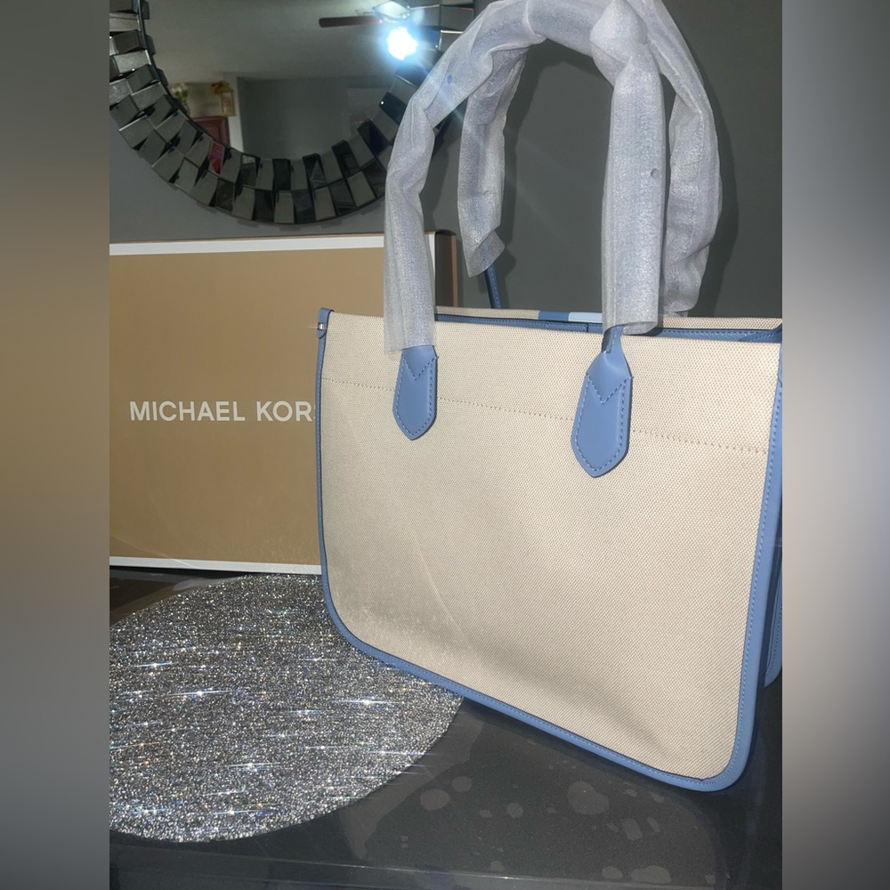 NWT Micheal kors  blue Heidi Large Stripe Canvas  laptop Tote Bag original  300 - Picture 7 of 16